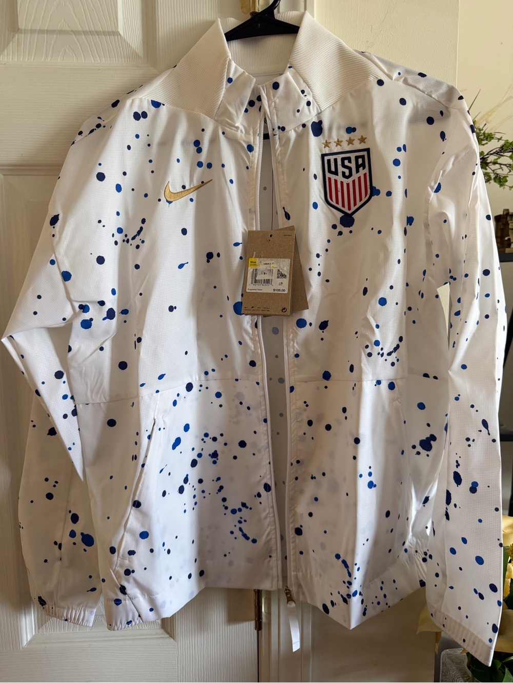 Nike with Blue Paint-Splatter - Picture 1 of 9
